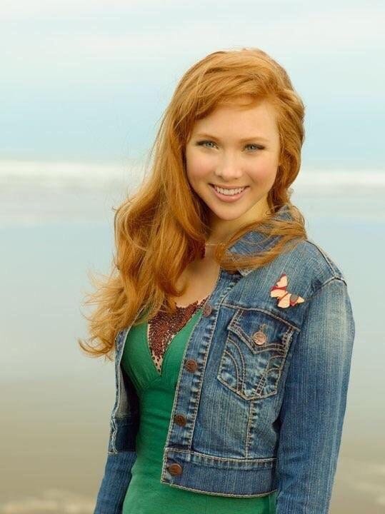 Molly C. Quinn