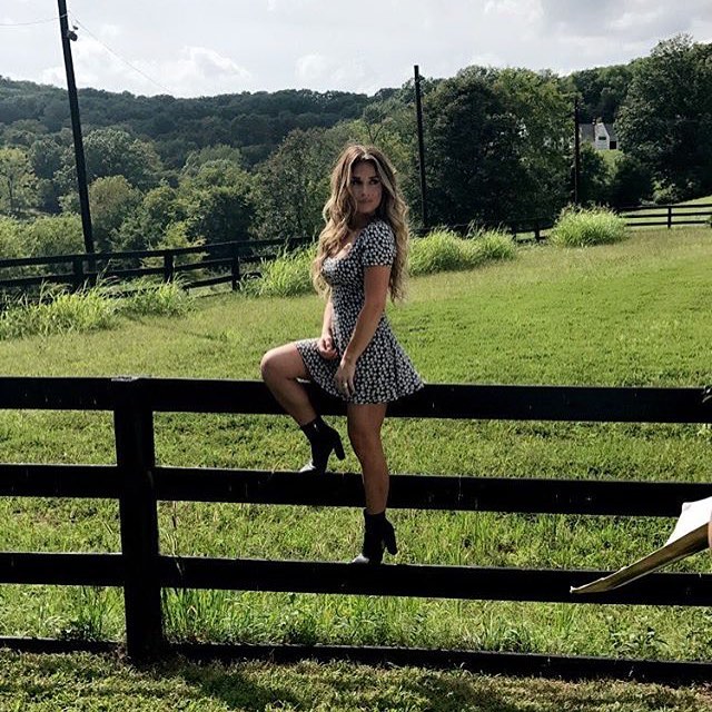 Jessie James Decker Jessie James Decker