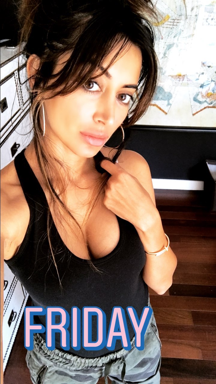 Noureen DeWulf