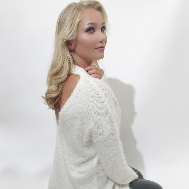 Arna Yr Jonsdottir