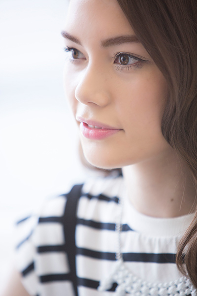 Rei Yasuda - Rachel Rhodes - 安田レイ
