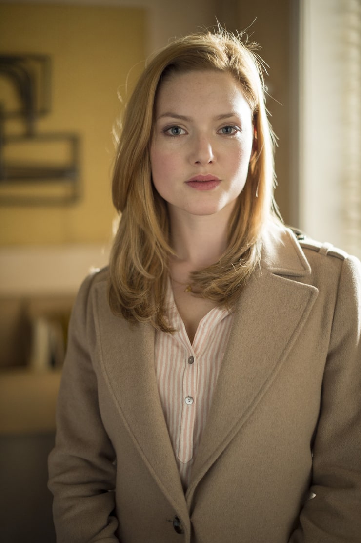 740full-holliday-grainger.jpg