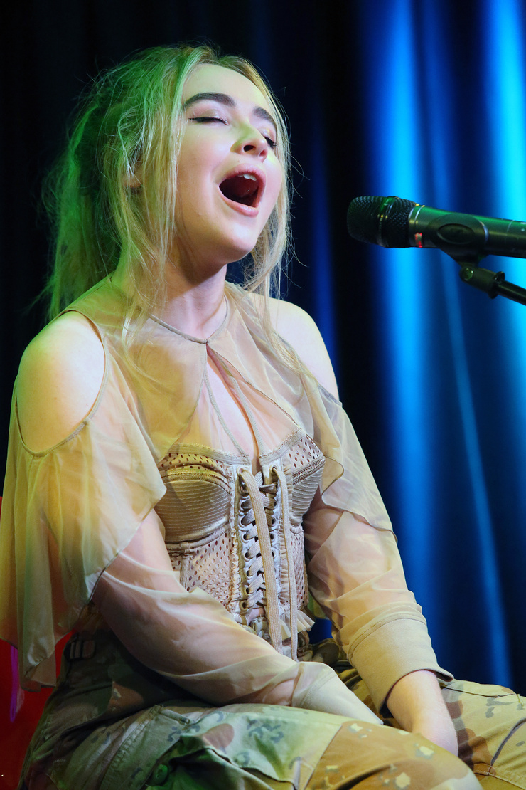 Sabrina Carpenter