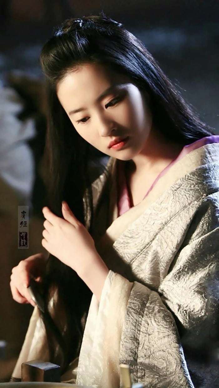 Picture of Yifei Liu Picture of Yifei Liu