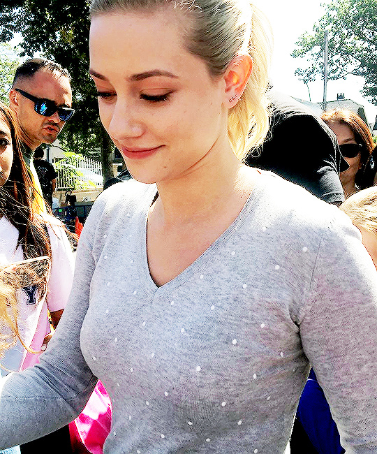Lili Reinhart