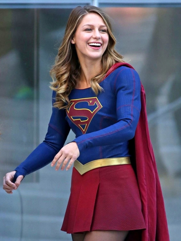 Melissa Benoist on set of #Supergirl