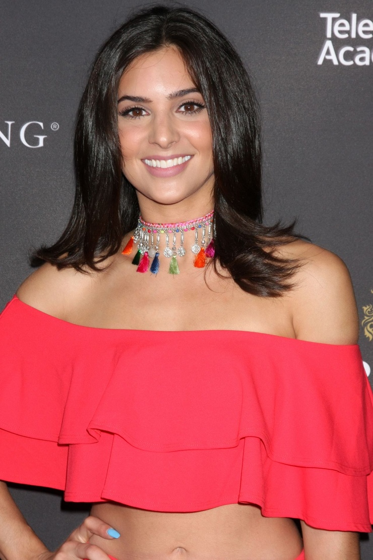 Camila Banus