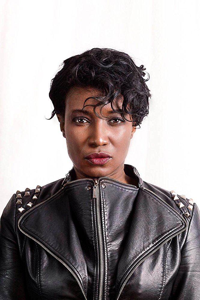 Picture of Tanya Thompson