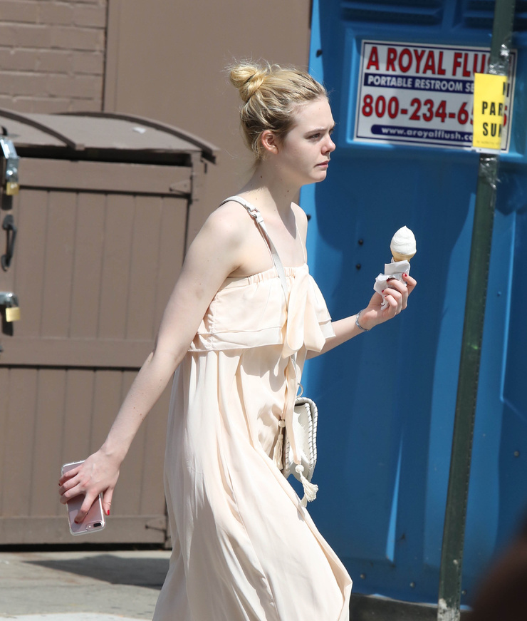 Elle Fanning