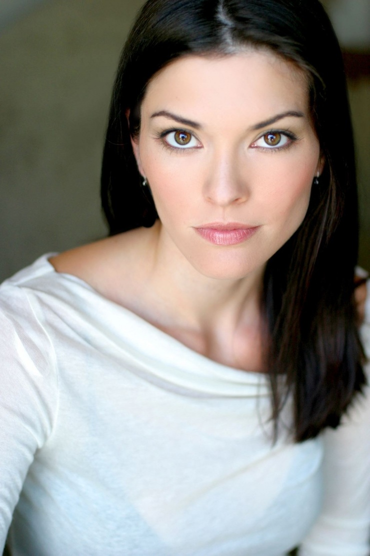 Alana De La Garza Alana De La Garza