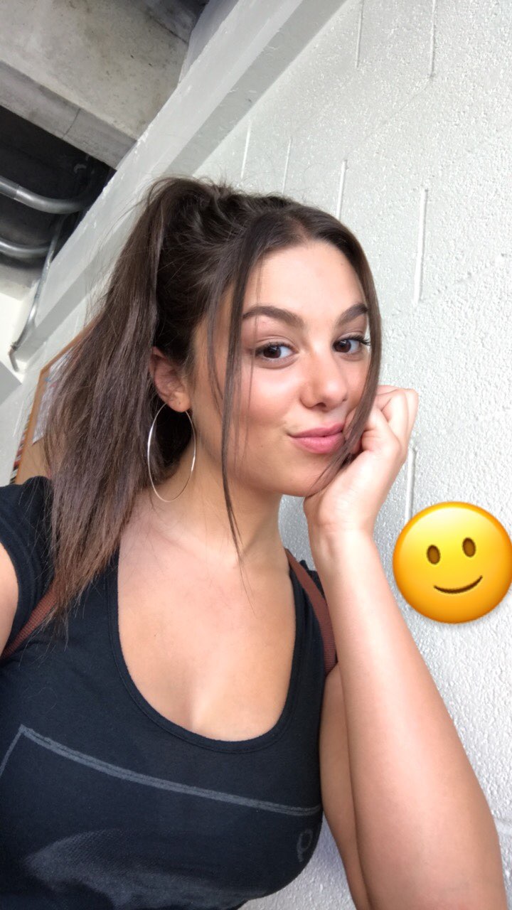 Kira Kosarin home