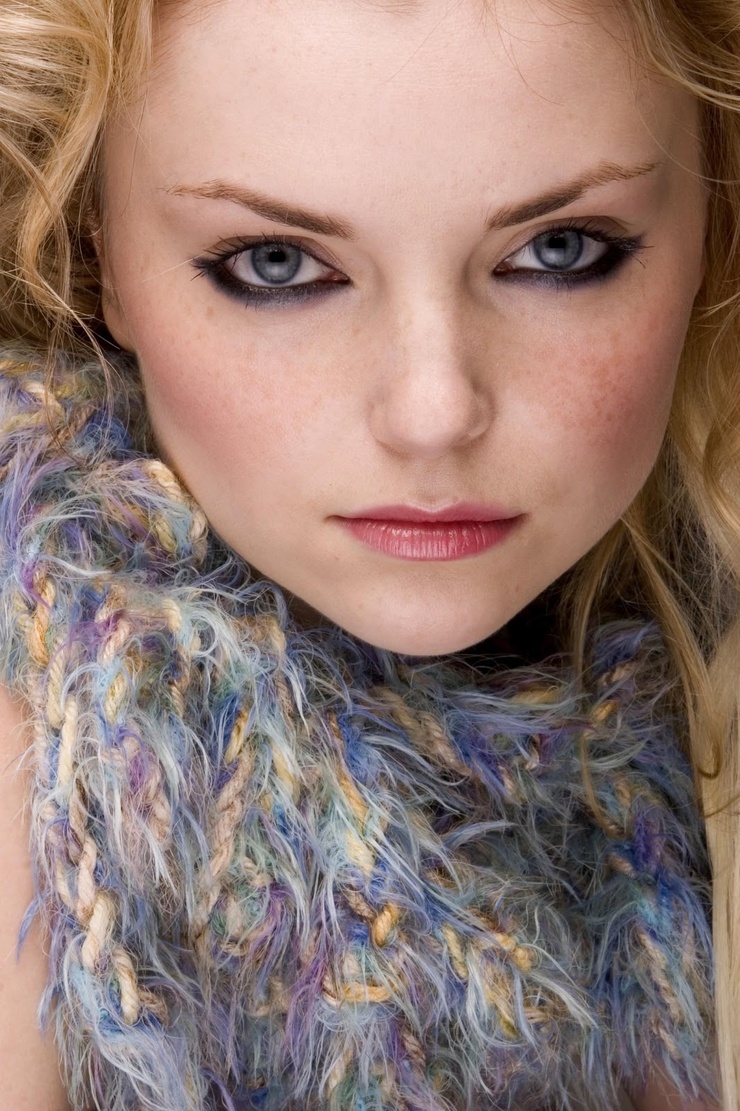 Izabella Miko Izabella Miko