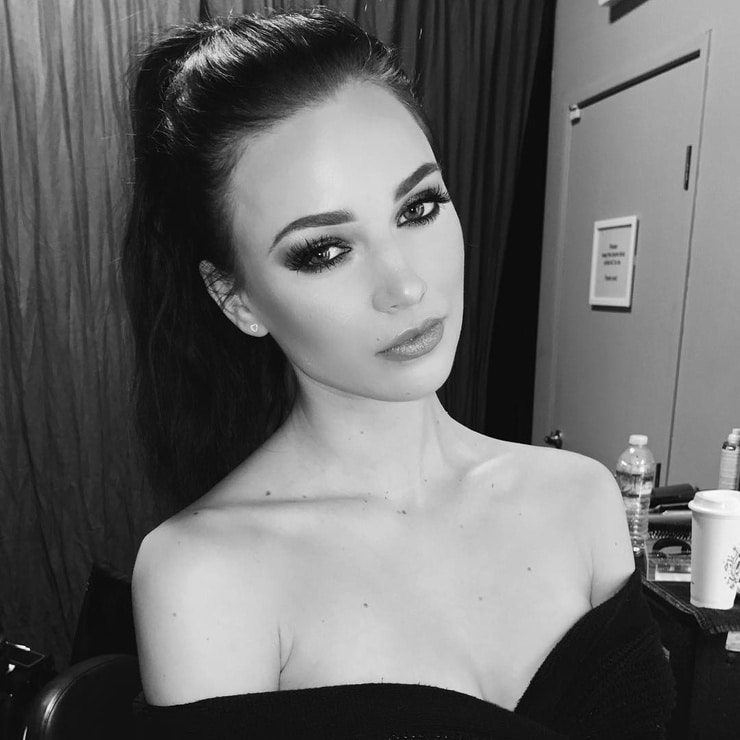 Genelle Seldon Genelle Seldon