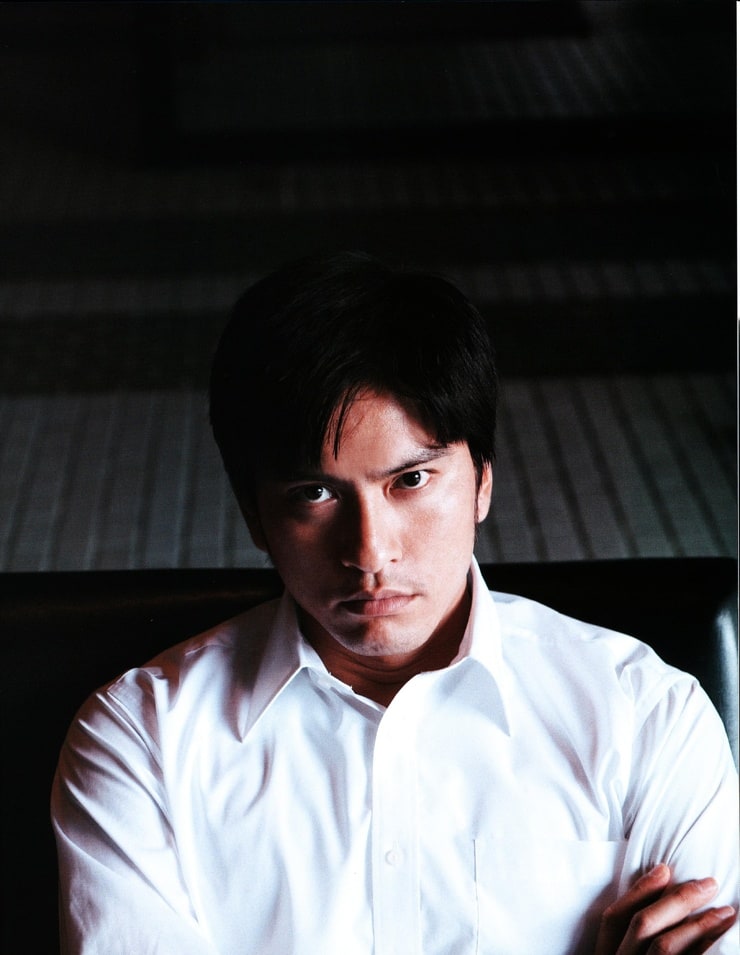 Tomoya Nagase