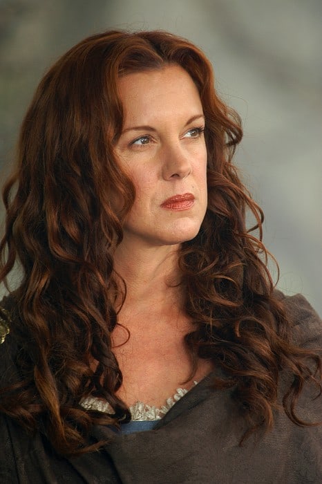 Elizabeth Perkins