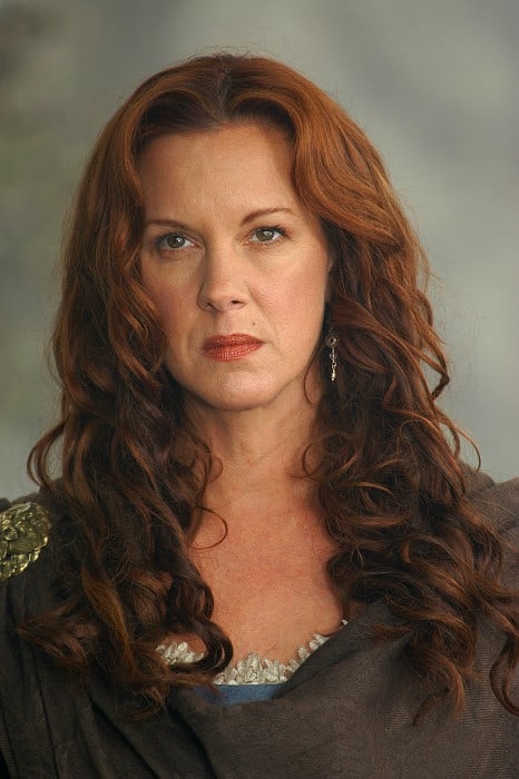 Elizabeth Perkins