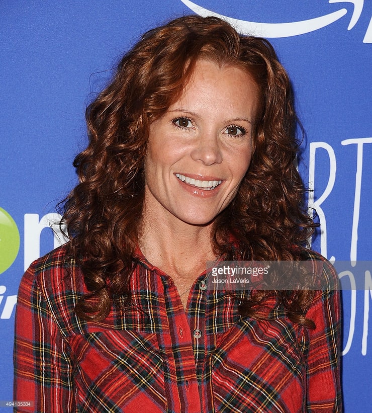 Robyn Lively