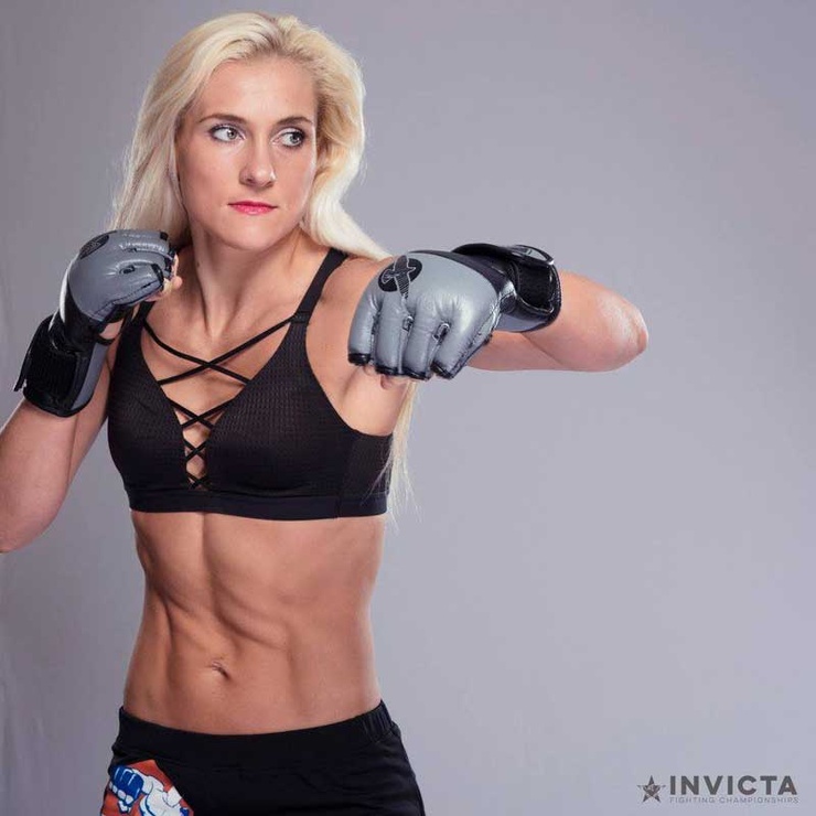 Yana Kunitskaya Yana Kunitskaya