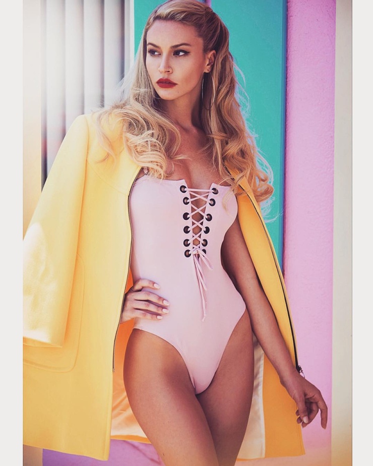 Bryana Holly Bryana Holly