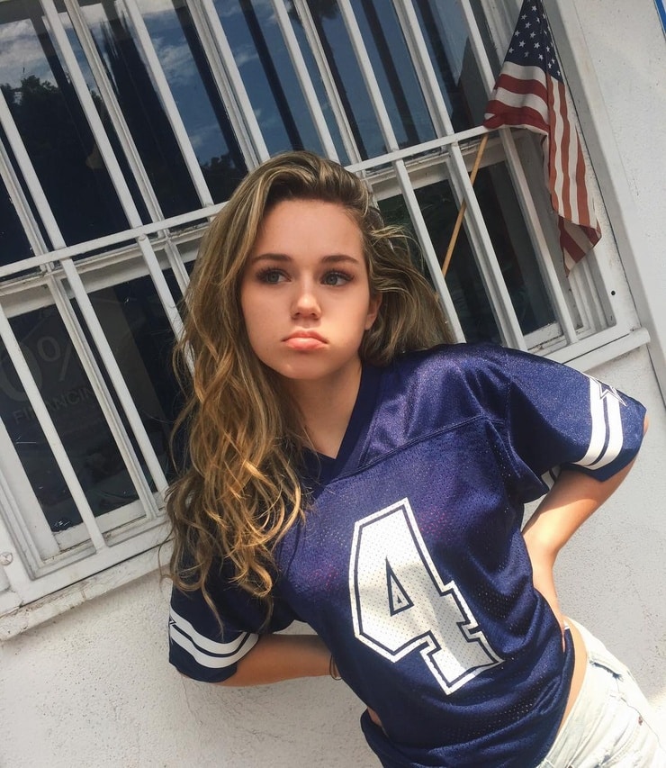 Brec Bassinger