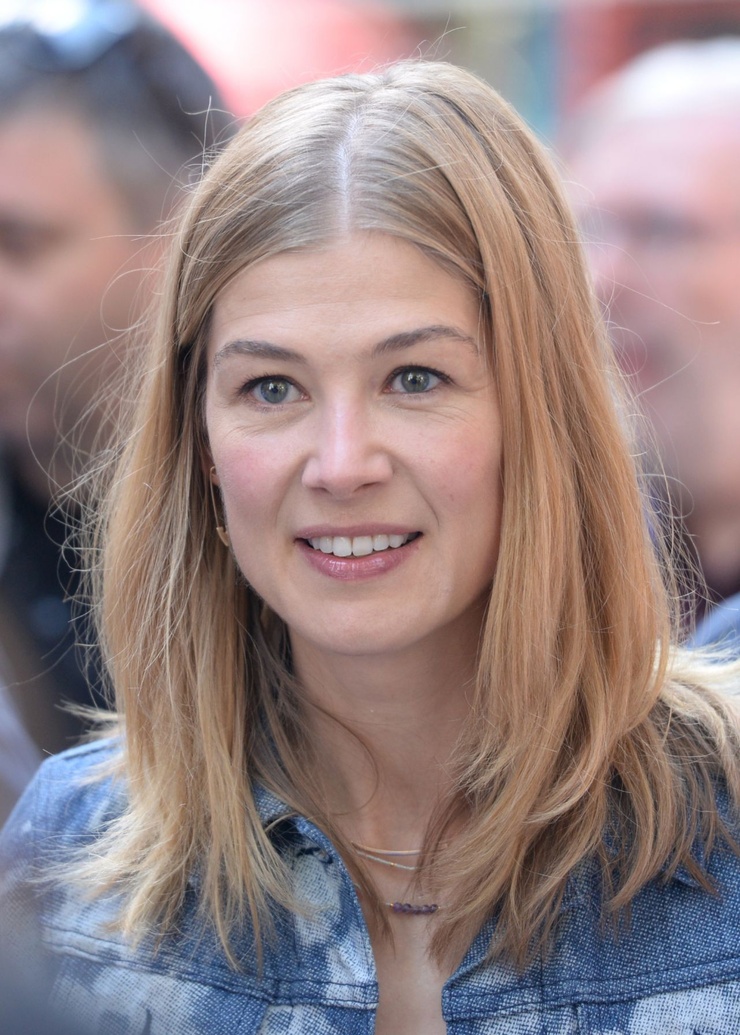 Rosamund Pike