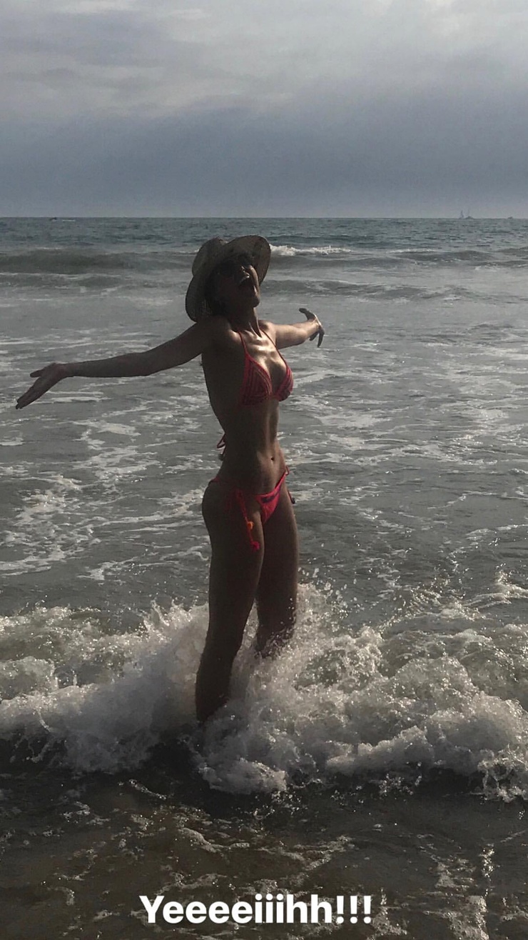 Eiza Gonzalez Eiza Gonzalez
