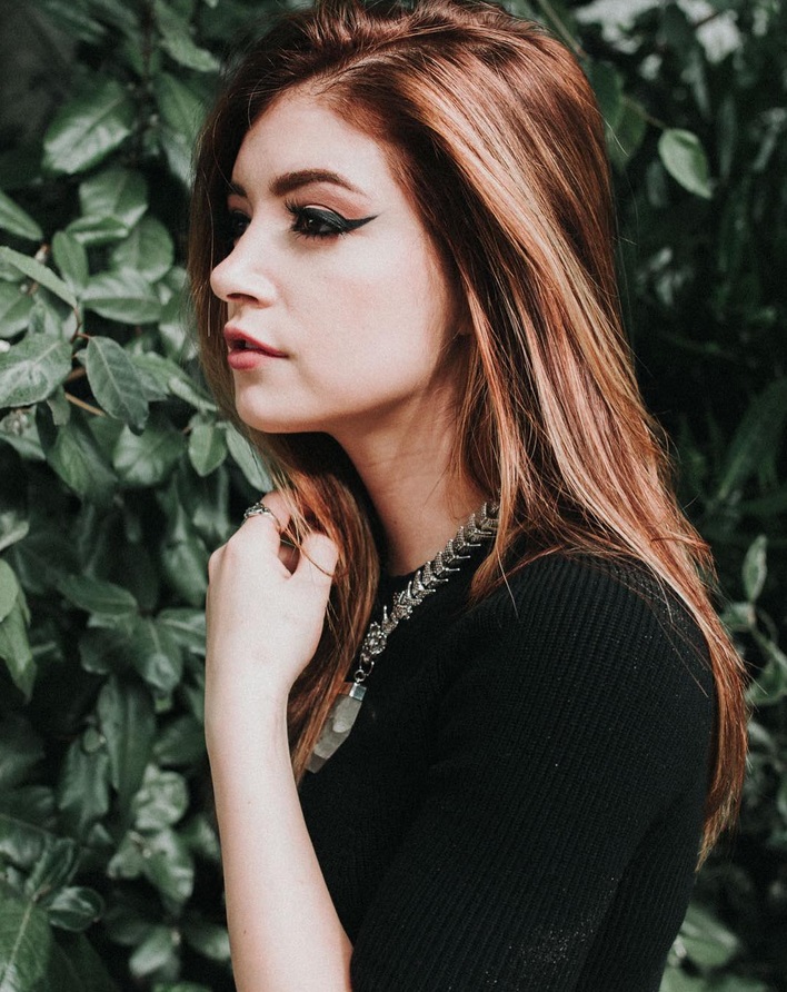 Chrissy Costanza