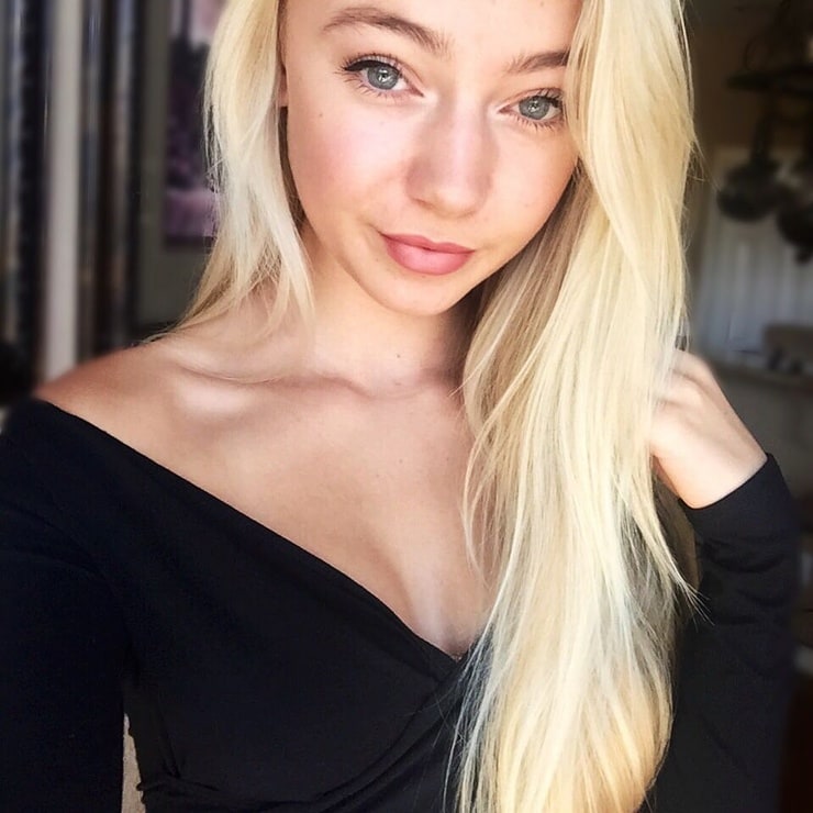 Picture Of Cassie Brown