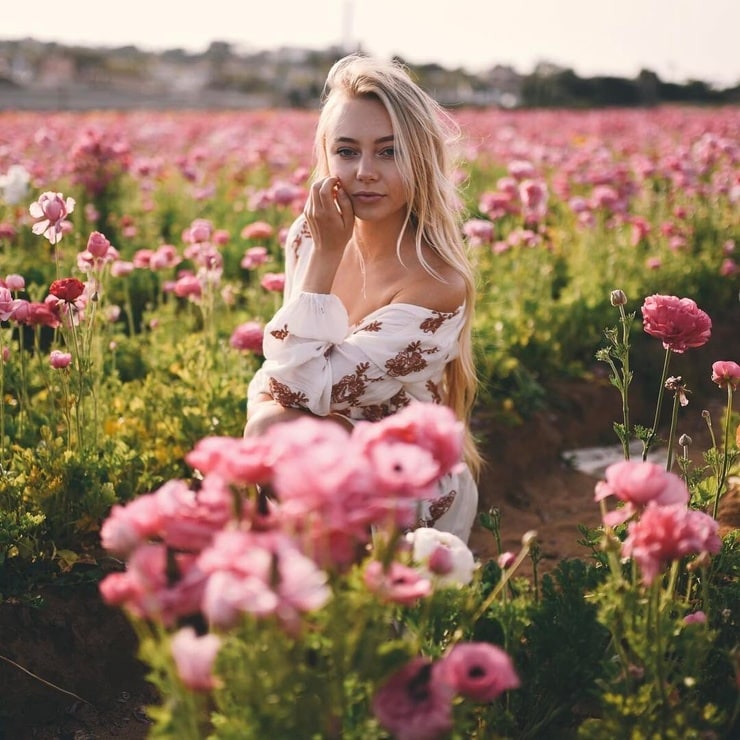 Cassie Brown Cassie Brown