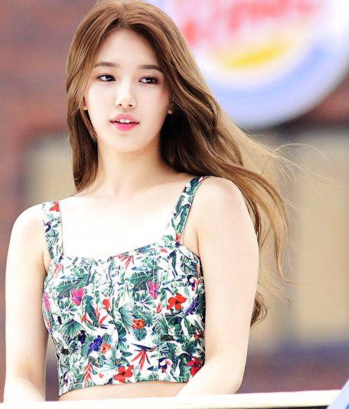 Suzy Bae