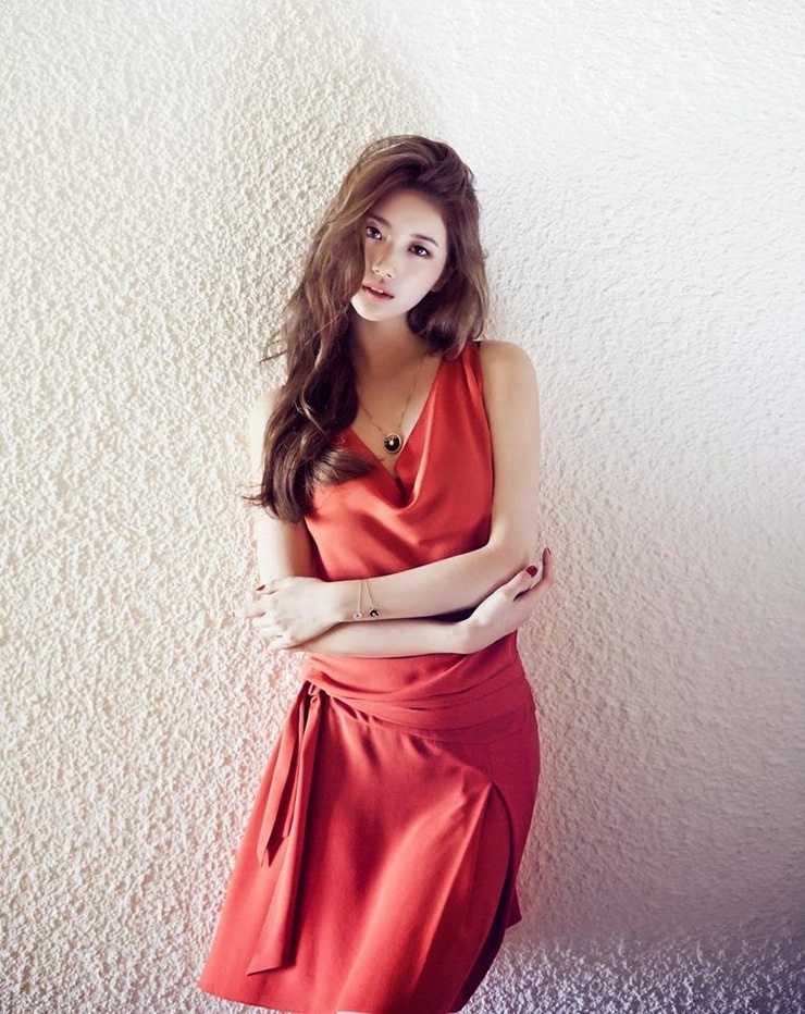 Suzy Bae