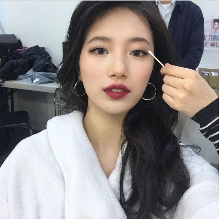 Suzy Bae