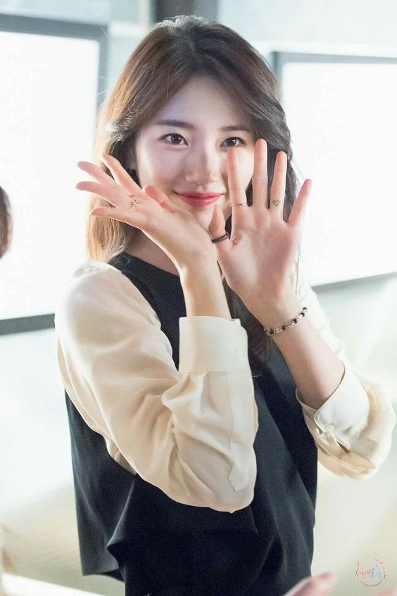 Suzy Bae