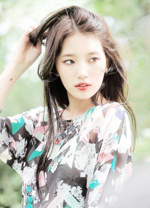Suzy Bae