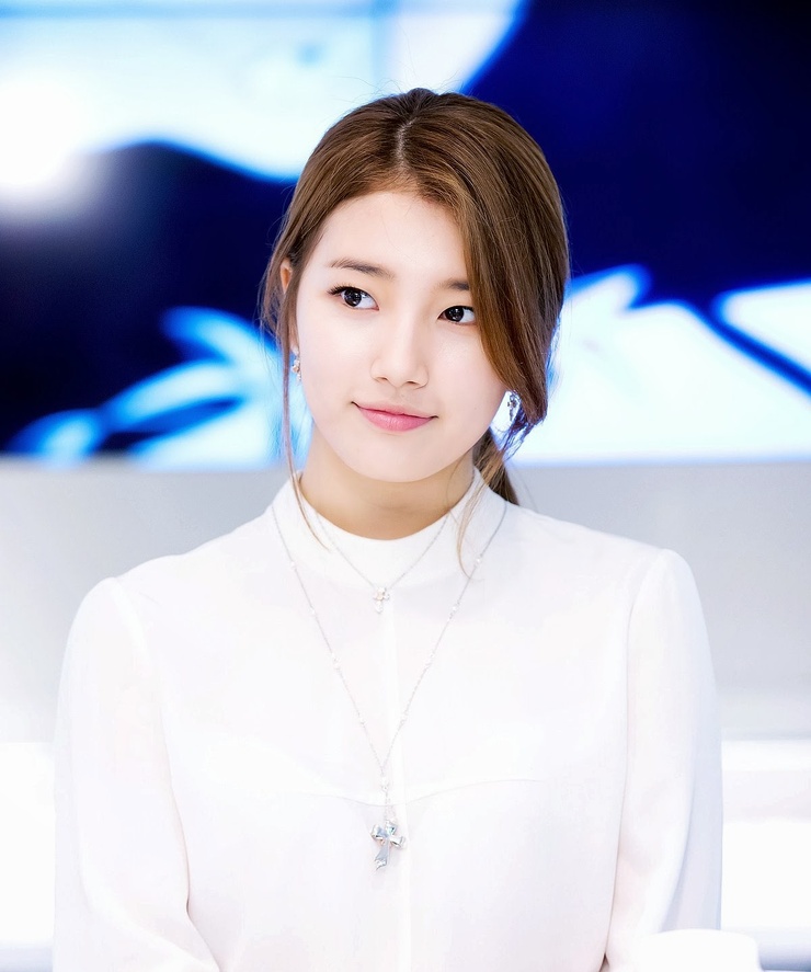 Suzy Bae