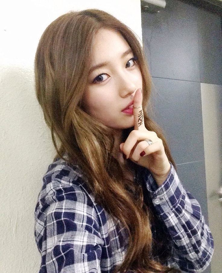 Suzy Bae