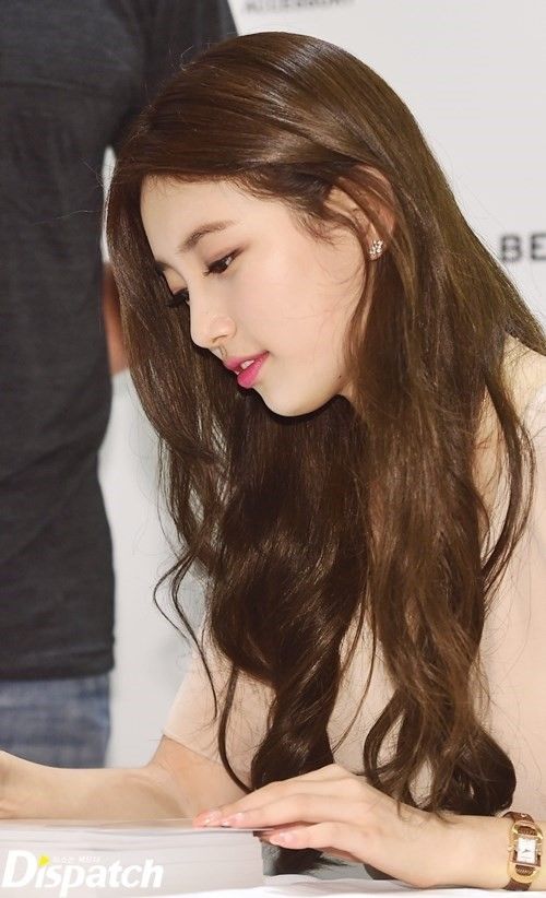 Suzy Bae
