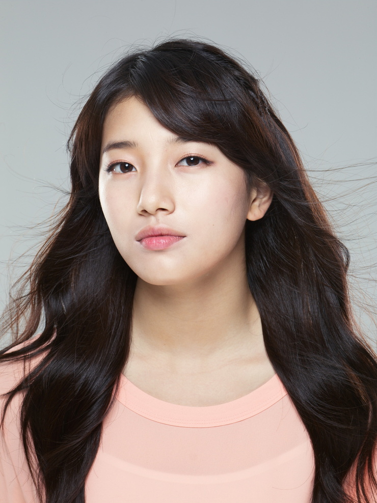 Suzy Bae