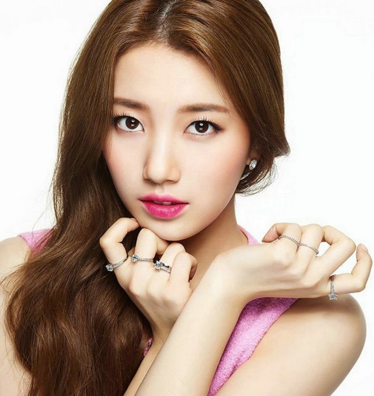 Suzy Bae