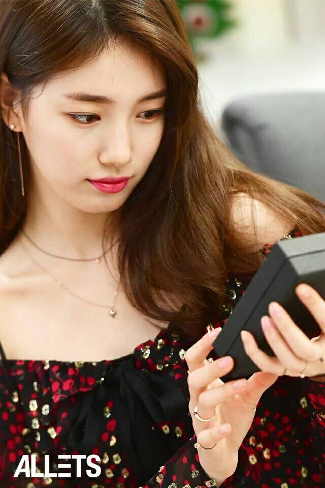 Suzy Bae