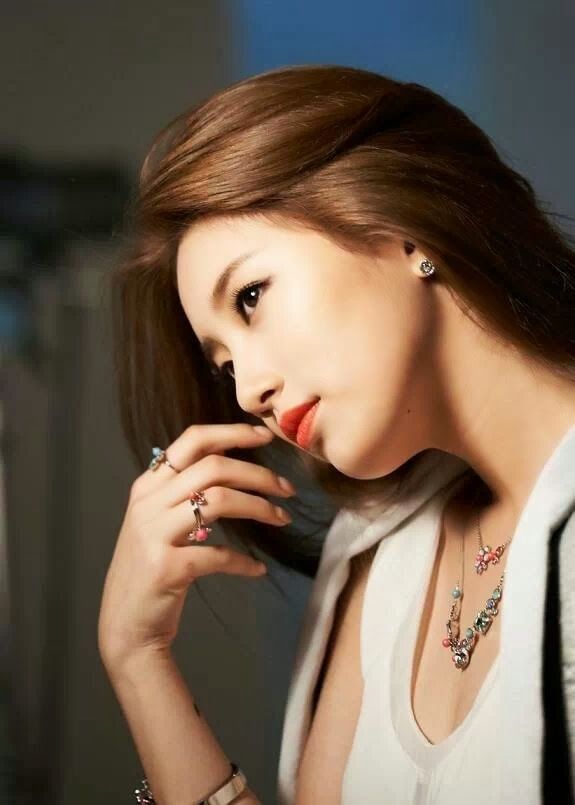 Suzy Bae