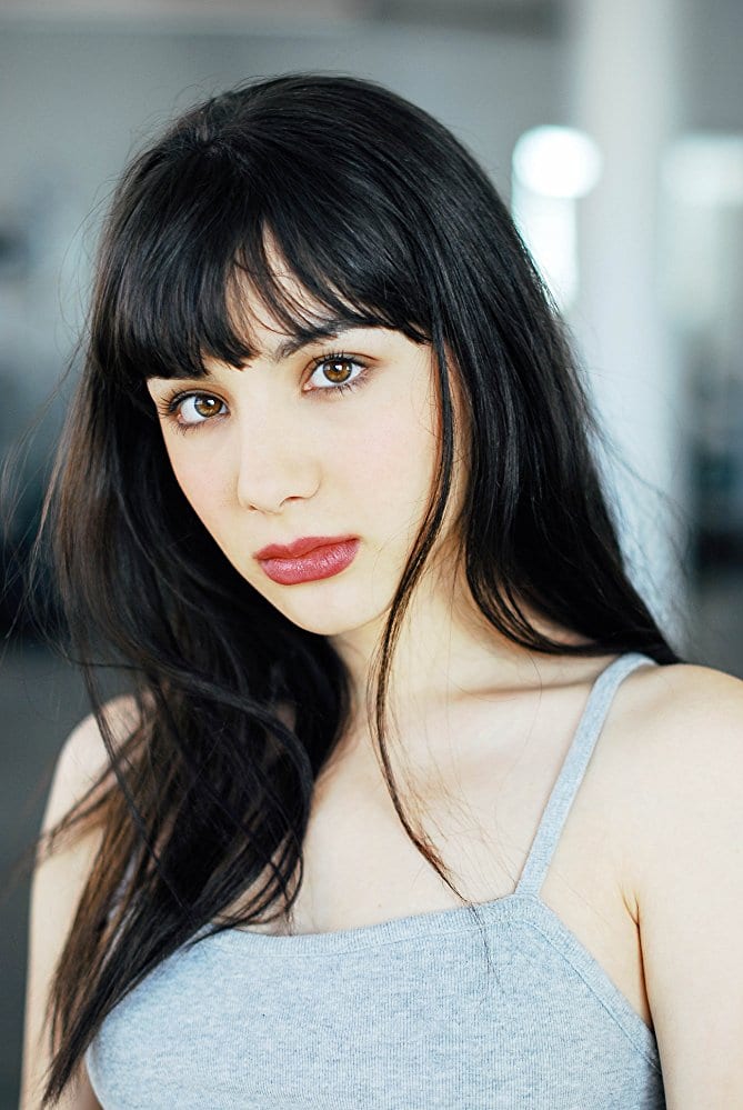 Hannah Marks age