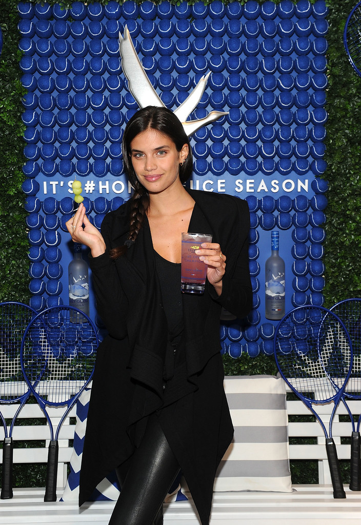 Sara Sampaio Sara Sampaio