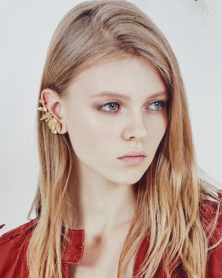 Katya Ledneva Katya Ledneva