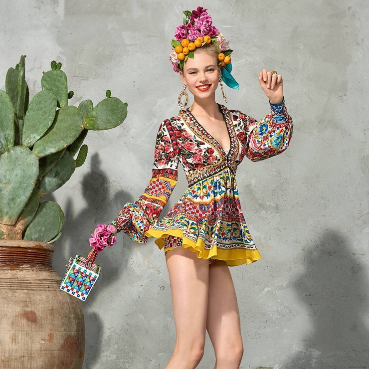 Katya Ledneva Katya Ledneva