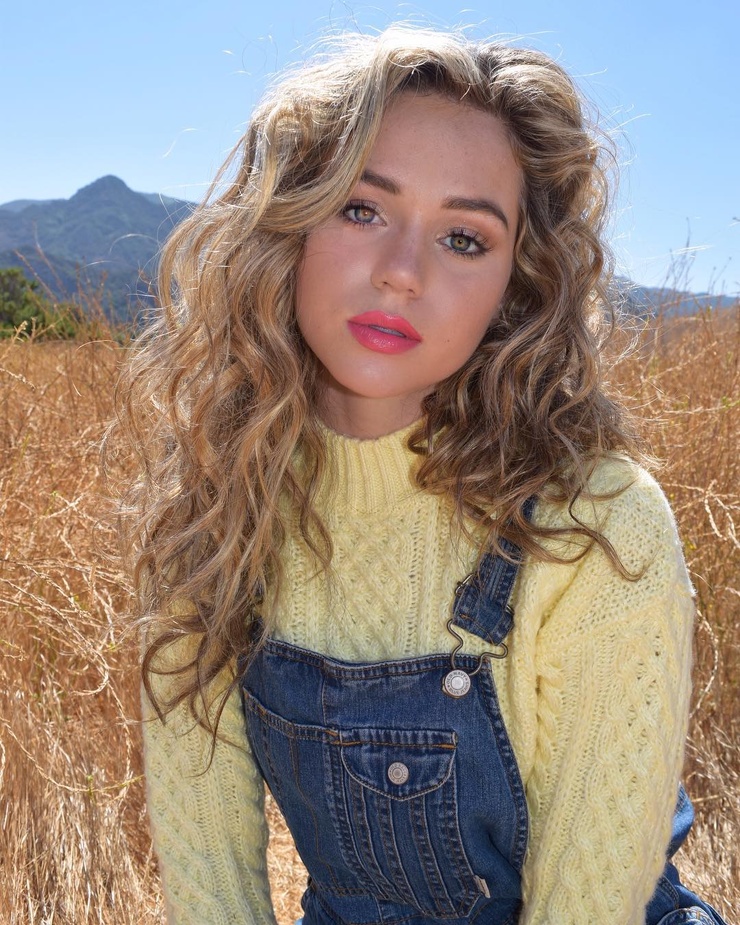 Brec Bassinger Brec Bassinger