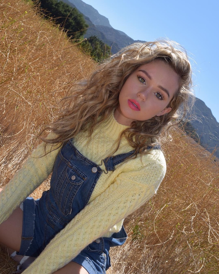 Brec Bassinger Brec Bassinger