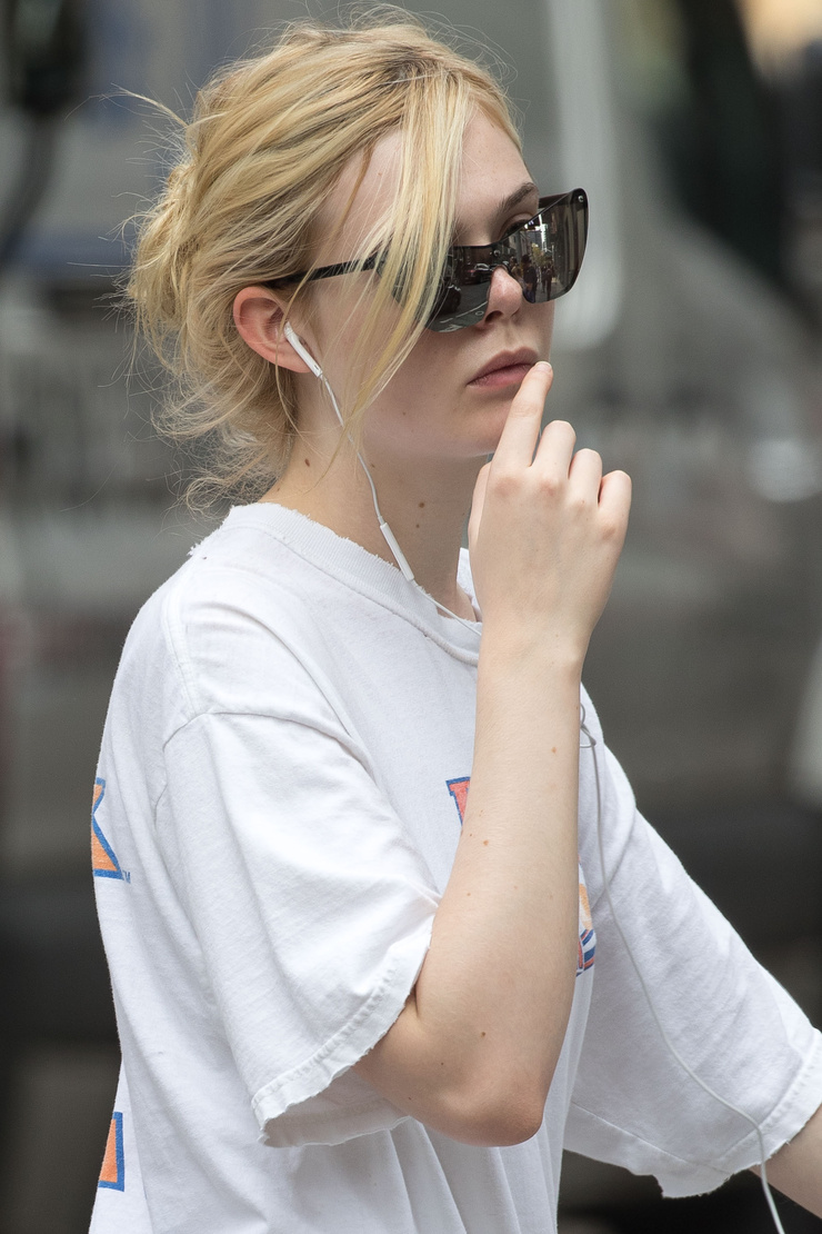 Elle Fanning