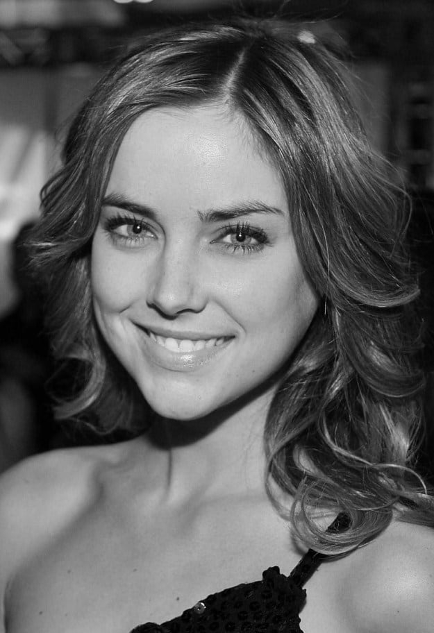 Jessica Stroup