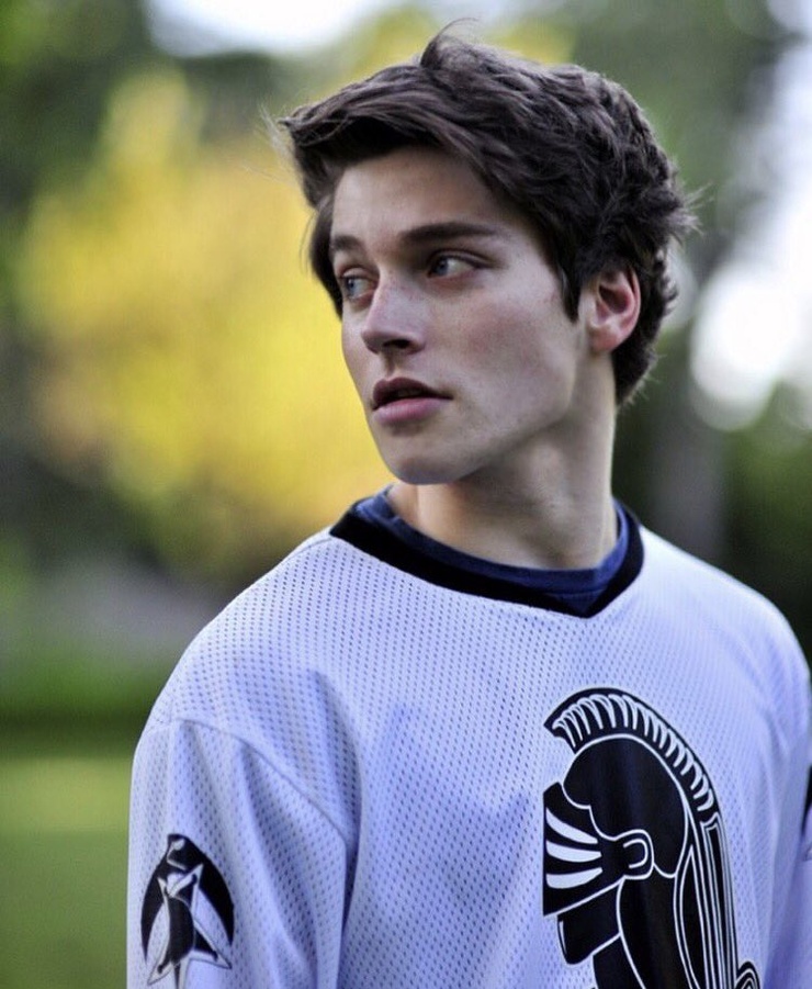 Froy Gutierrez